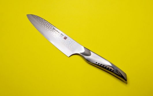 Cuchillo Global SAI-01 Santoku de 19cm