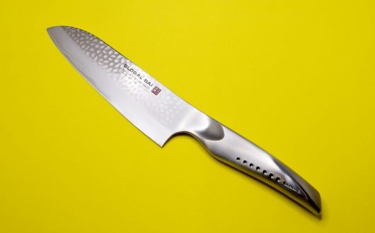 Cuchillo Global SAI-03 Santoku mediano de 19cm