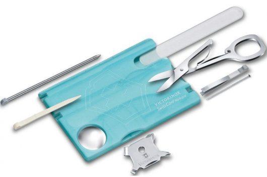 Todos los accesorios incluidos en la Swiscard nail care de Victorinox